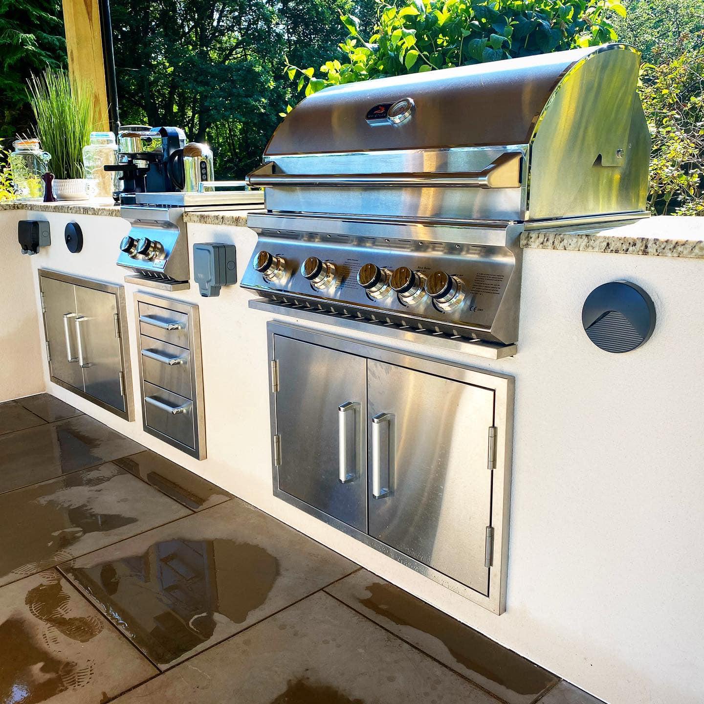 222569446_10161281051772586_6247782717826564444_n