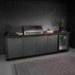 Deluxe Outdoor Kitchen