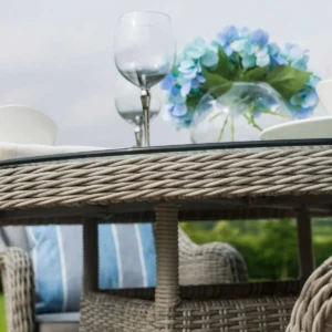 Oxford Heritage 4 Seat Round Rattan Dining Set - Image 6